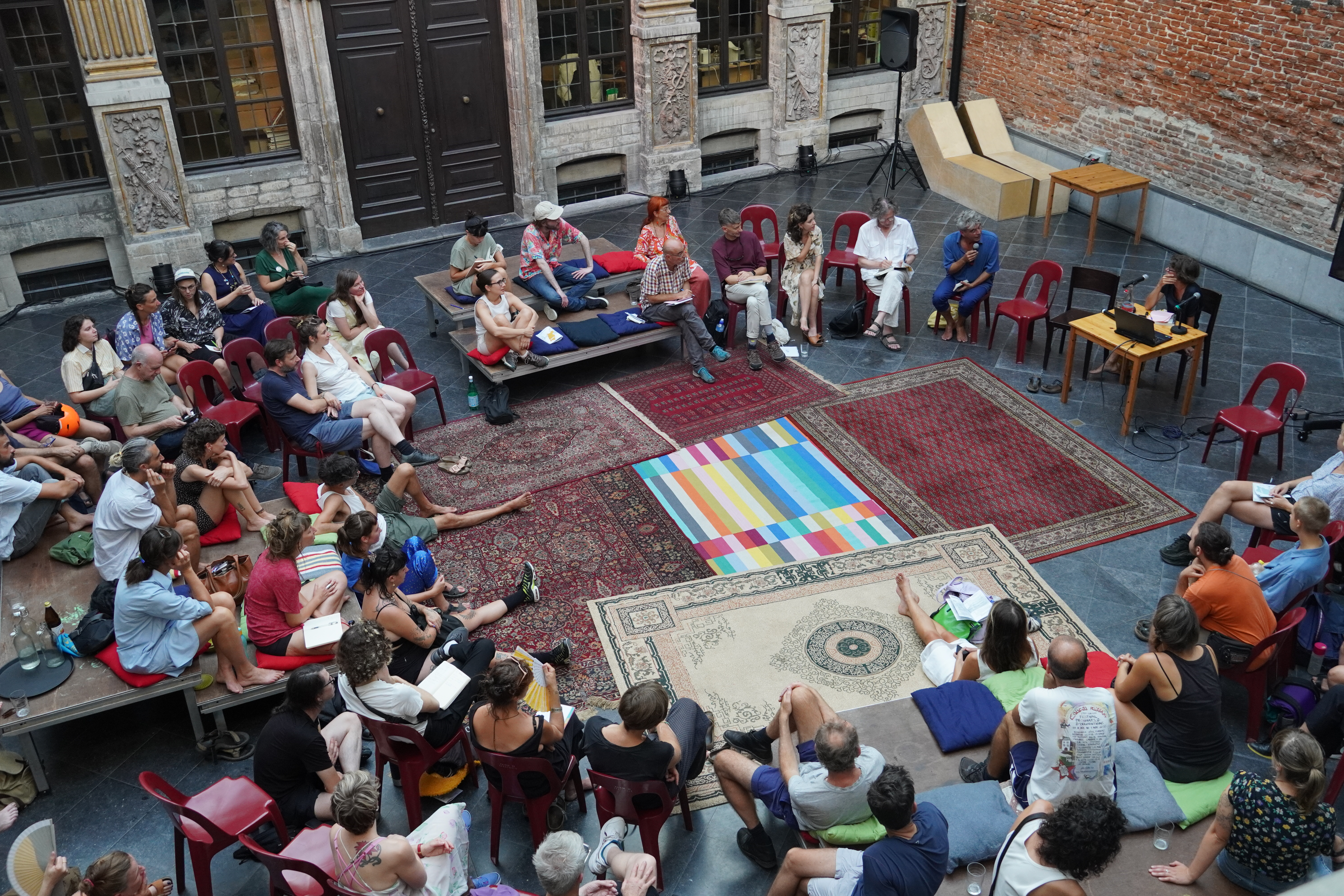 Conférence inaugurale de l'Ecole d'Urbanisme Nomade (image: Cifas)